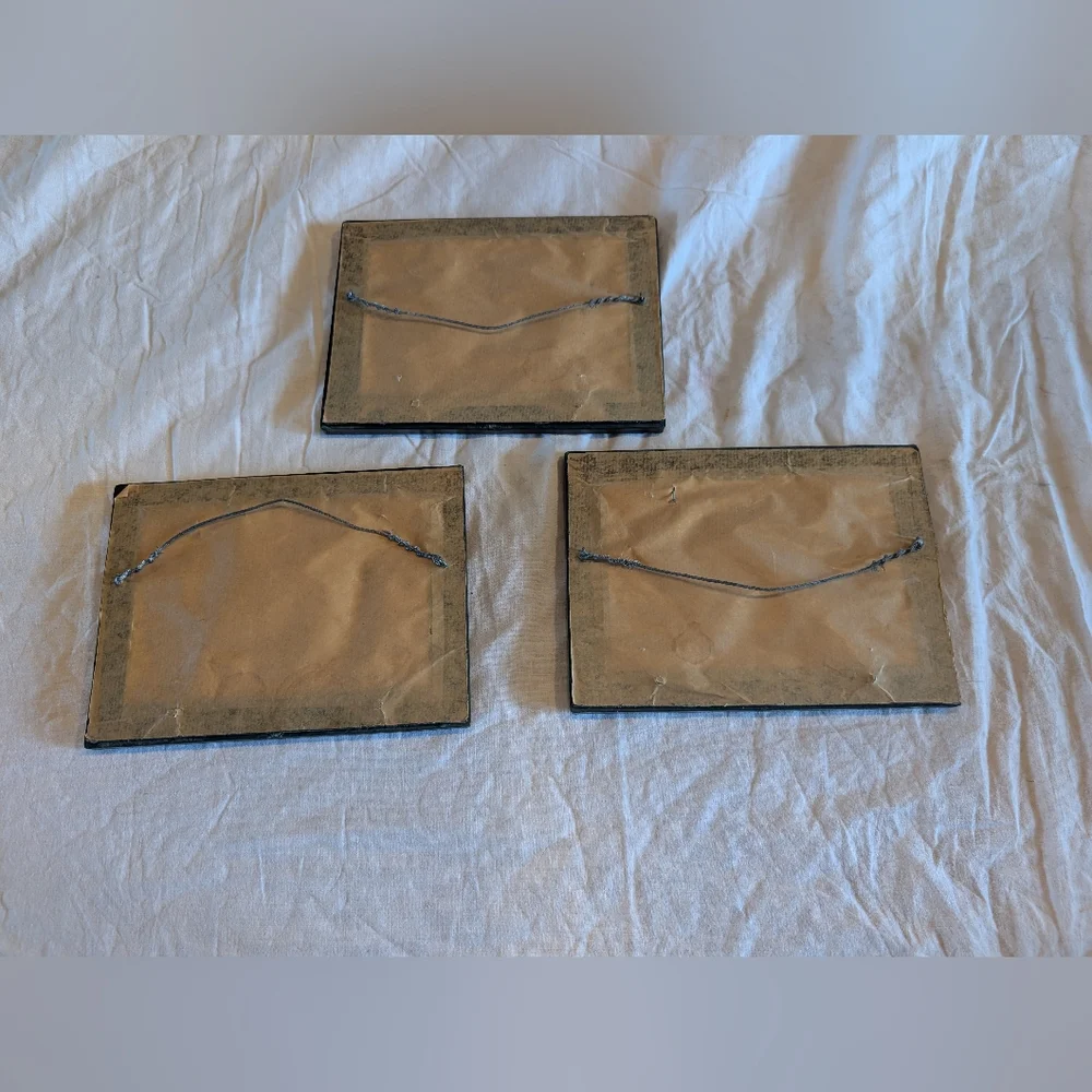 2/50$ Vintage Green and Gold Picture Frame Trio With watercolor Floral Painting - Picture 5 of 5